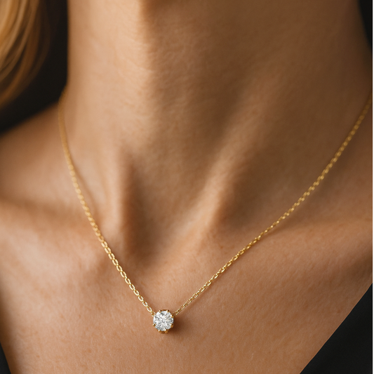 Vénus hálsketa við runt 3A hvítt zircone