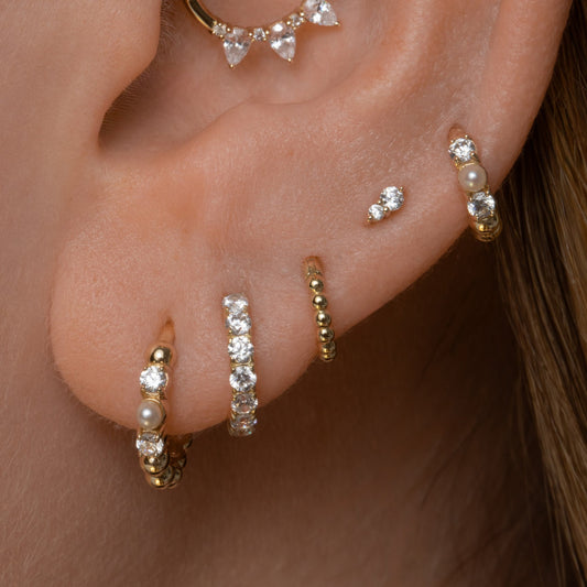 Boucles d'oreilles créoles Luna avec diamants en zircone et perles