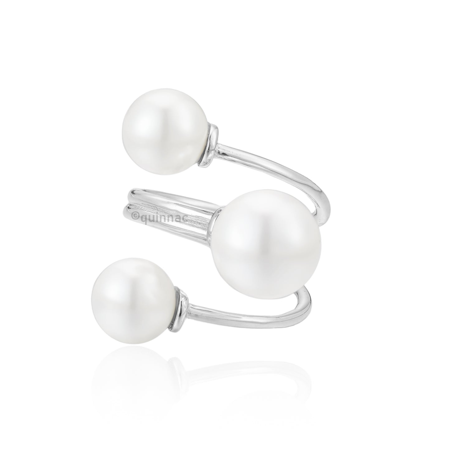 Luna Pearl Ring